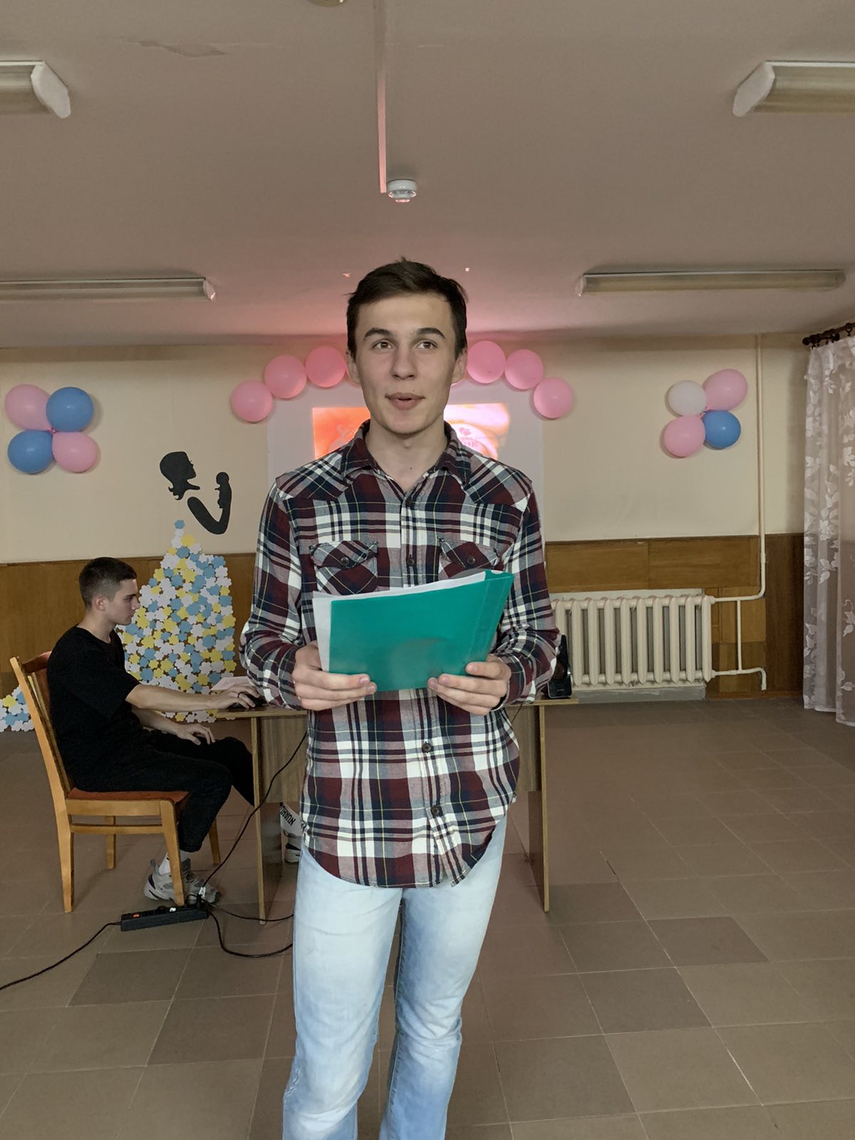 IMG-3ead40e9b43f3a14b878ddfe11b9a4dc-V